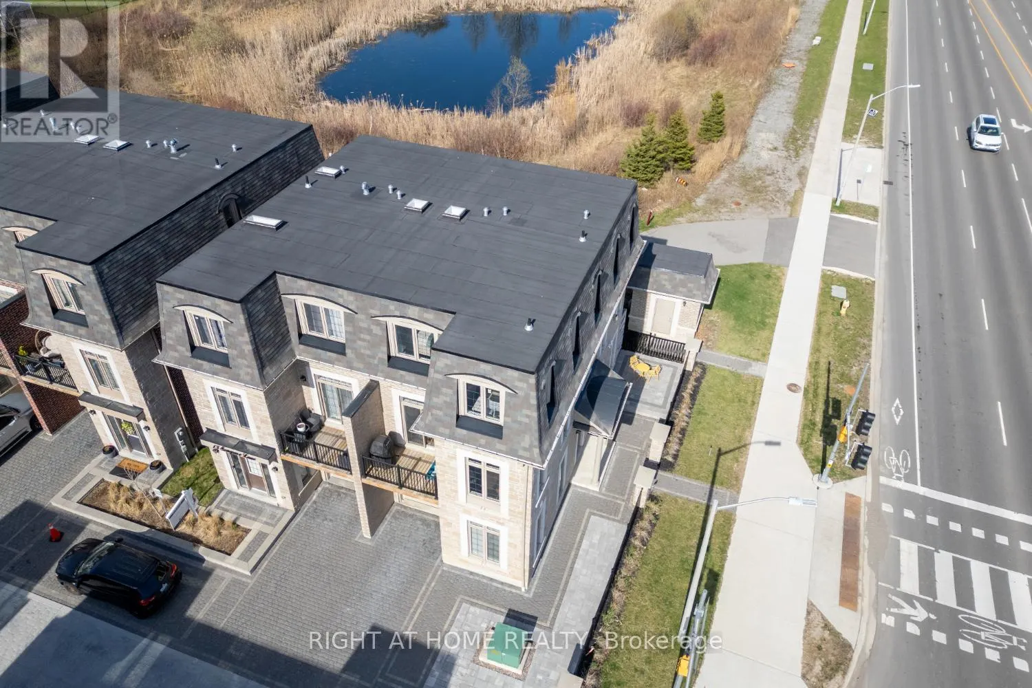 14 SEAGRAVE LANE