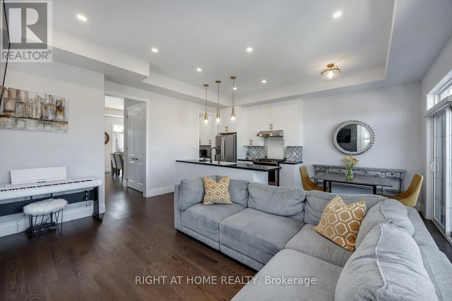 14 SEAGRAVE LANE