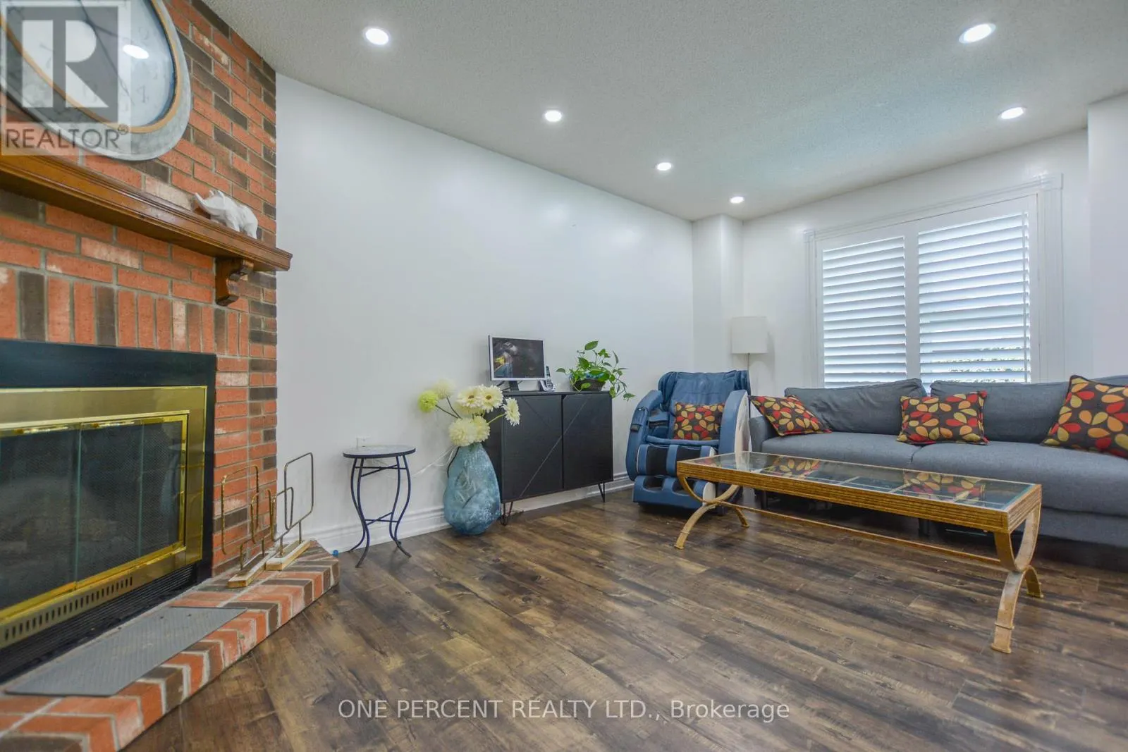 1778 SILVERTHORN SQUARE
