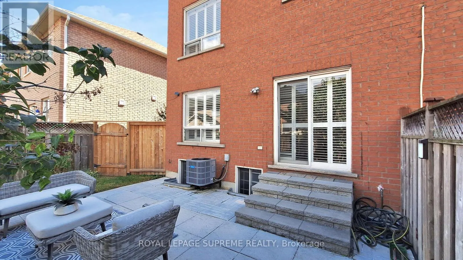 32 FLATFIELD TERRACE