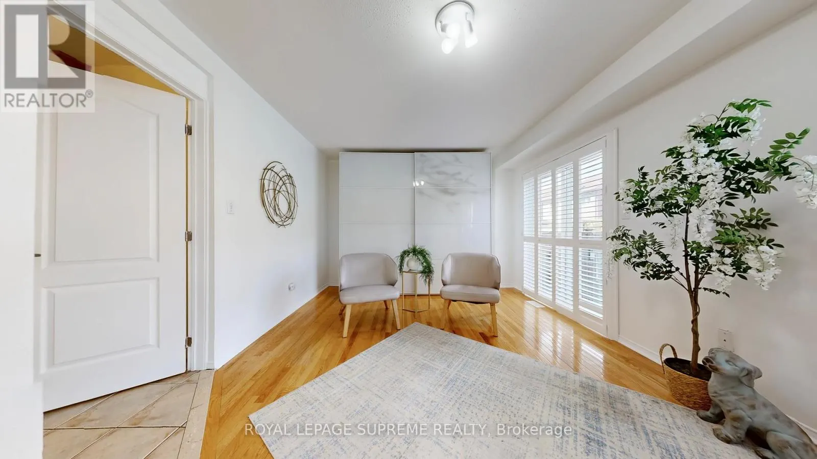 32 FLATFIELD TERRACE