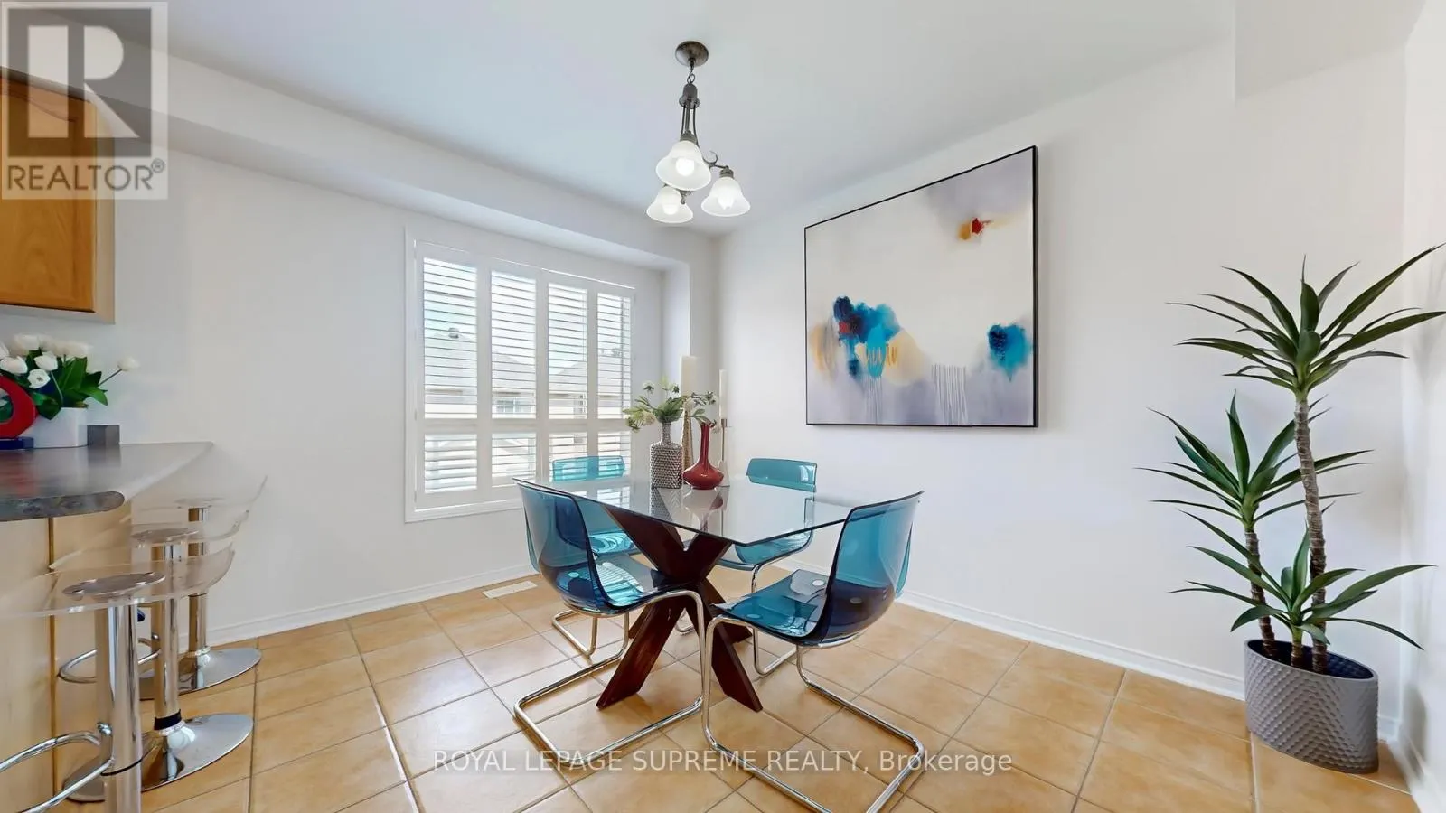 32 FLATFIELD TERRACE