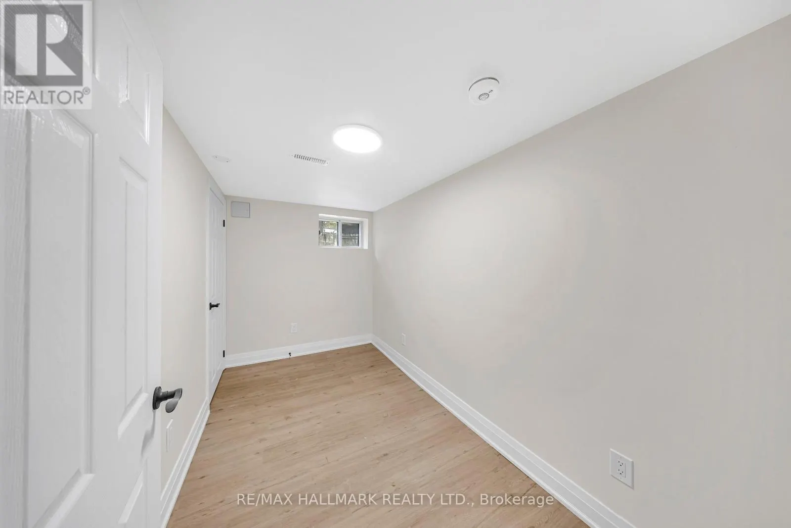 #BSMT - 28 FURLONG COURT