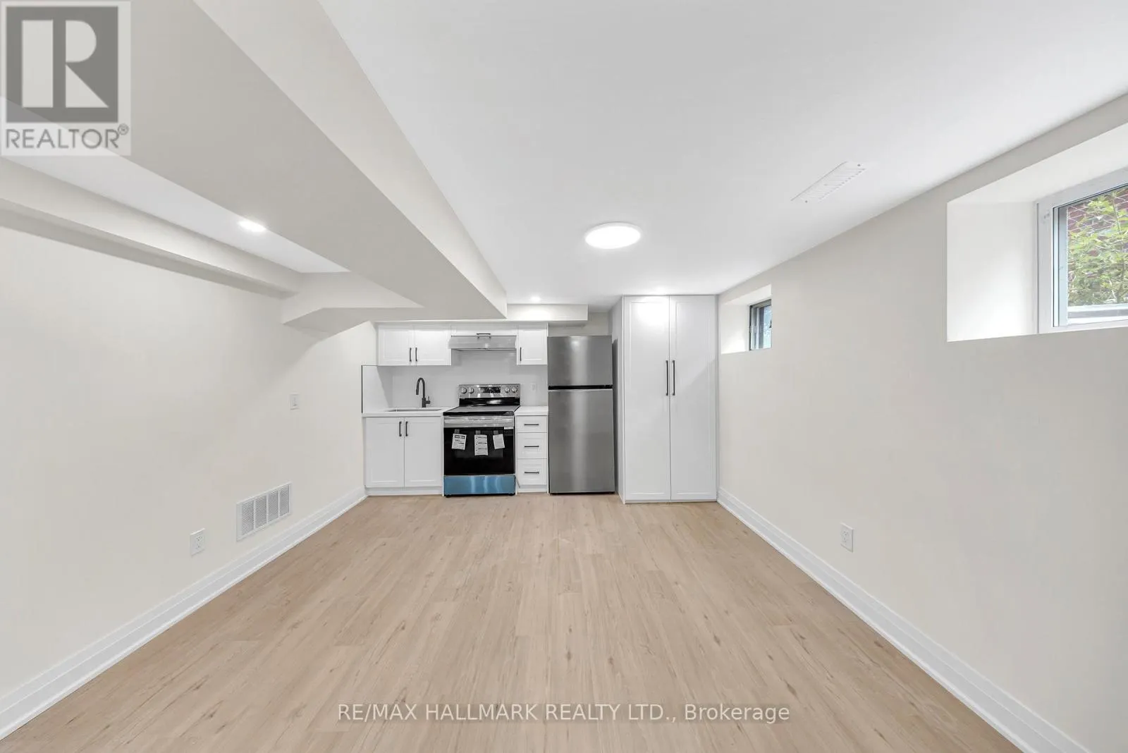 #BSMT - 28 FURLONG COURT
