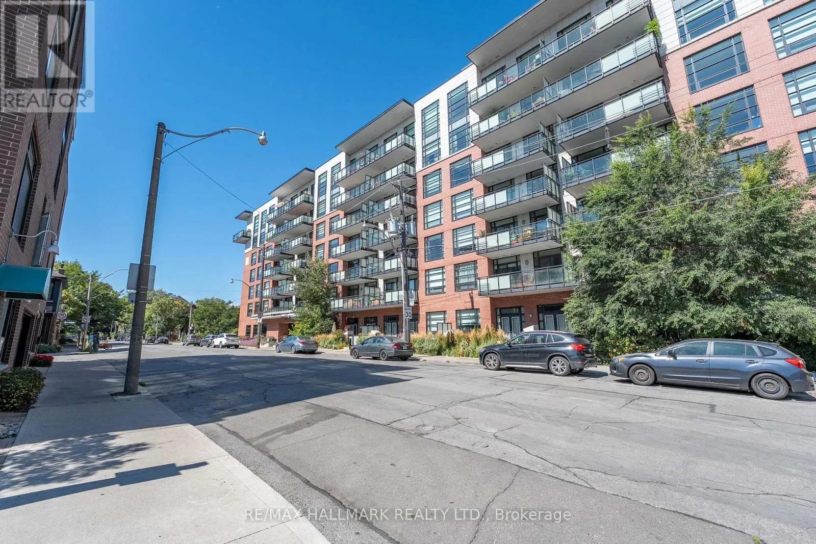 321 - 88 COLGATE AVENUE
