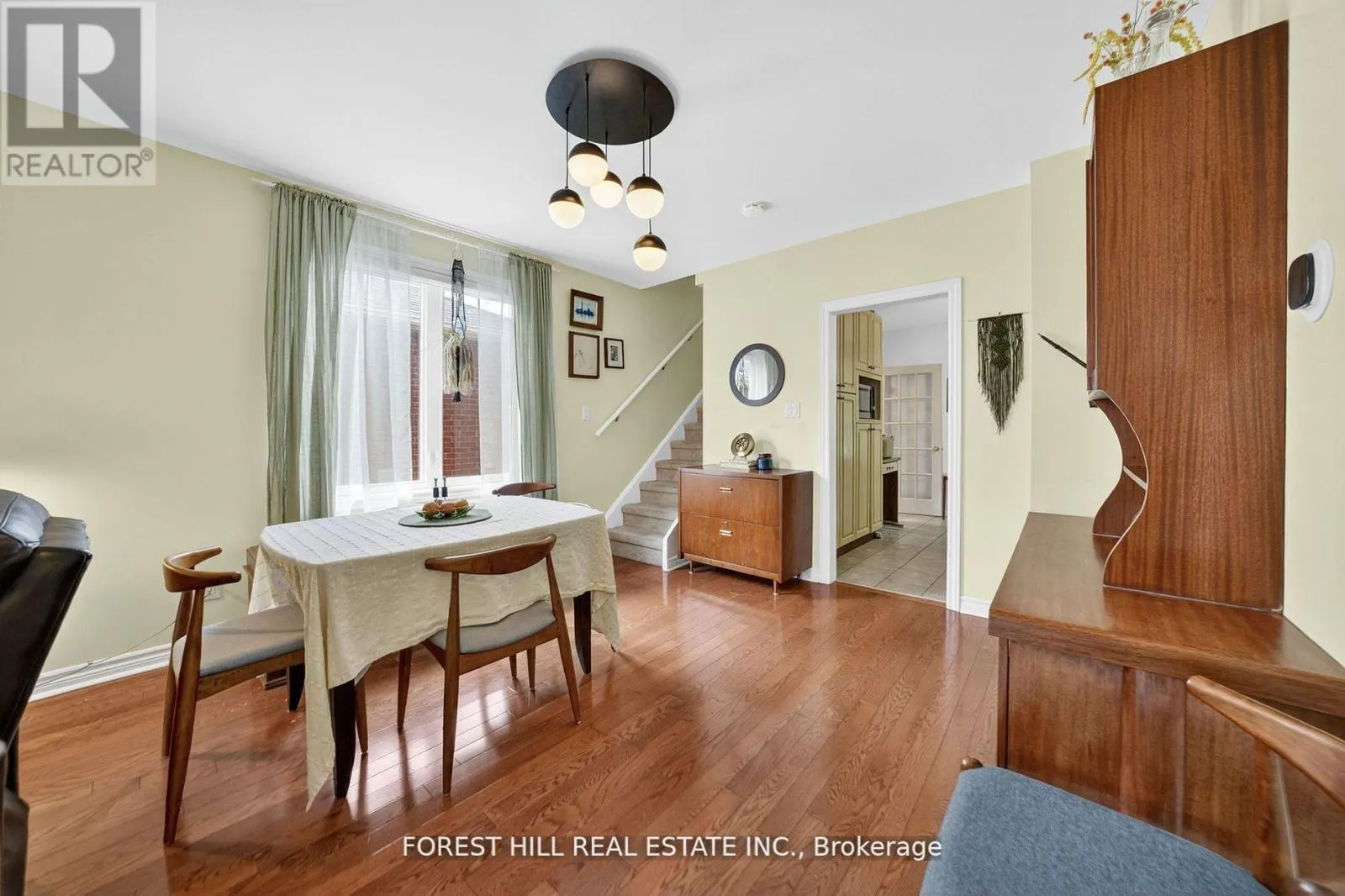 38 SCOTIA AVENUE