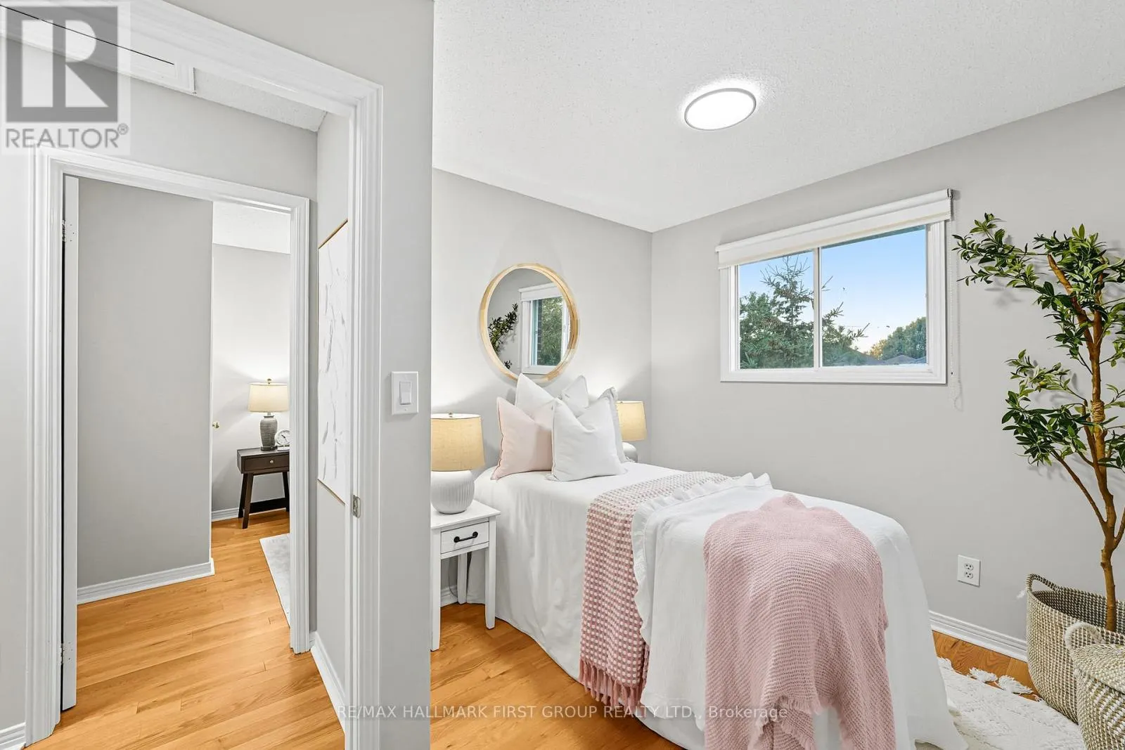 50 STAGEMASTER CRESCENT