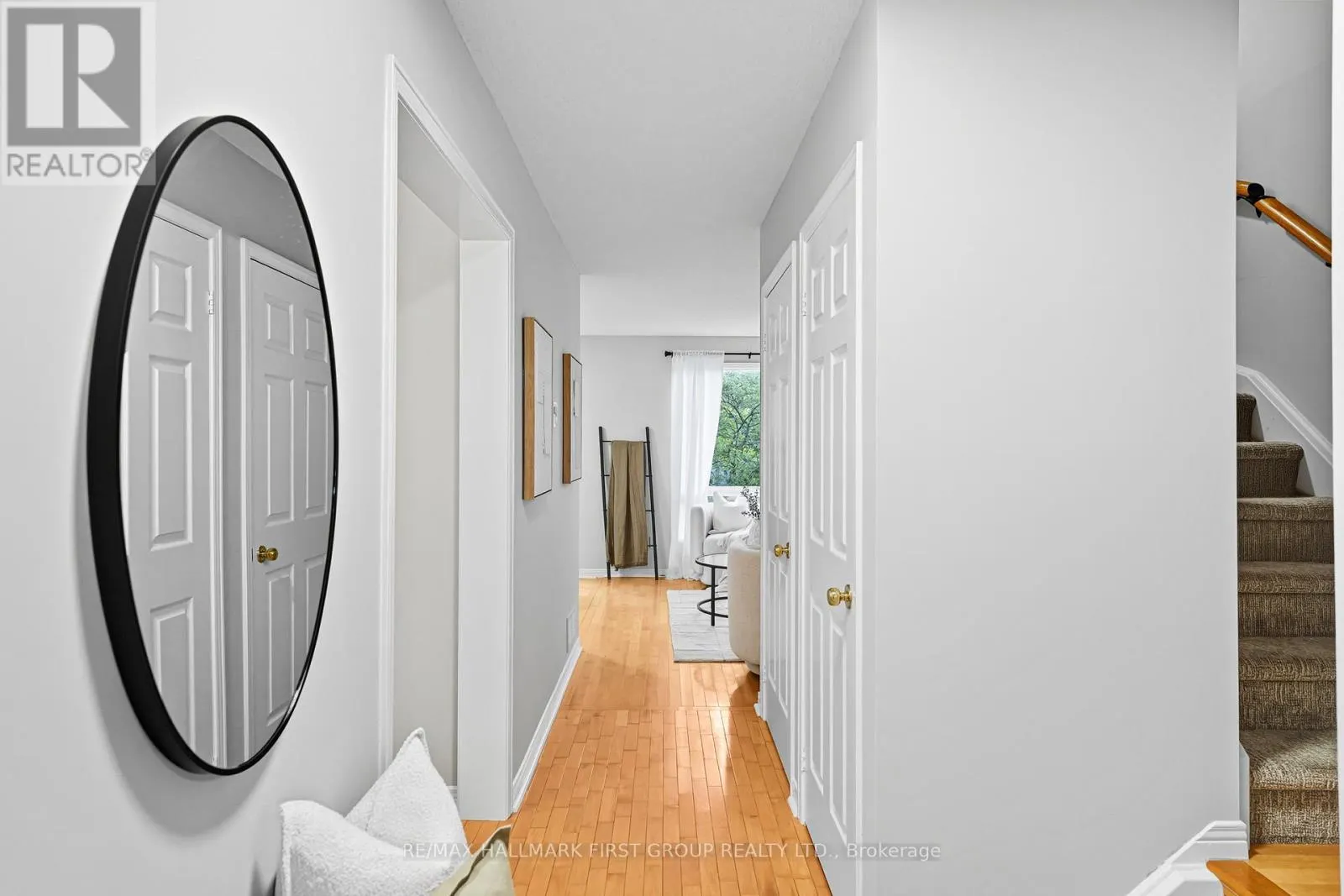 50 STAGEMASTER CRESCENT
