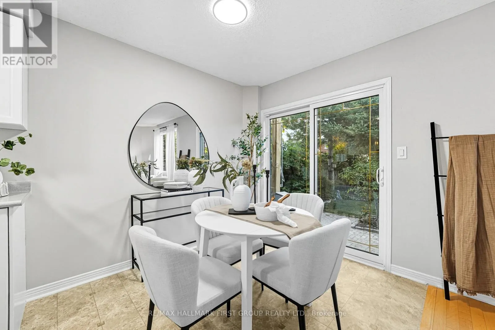 50 STAGEMASTER CRESCENT