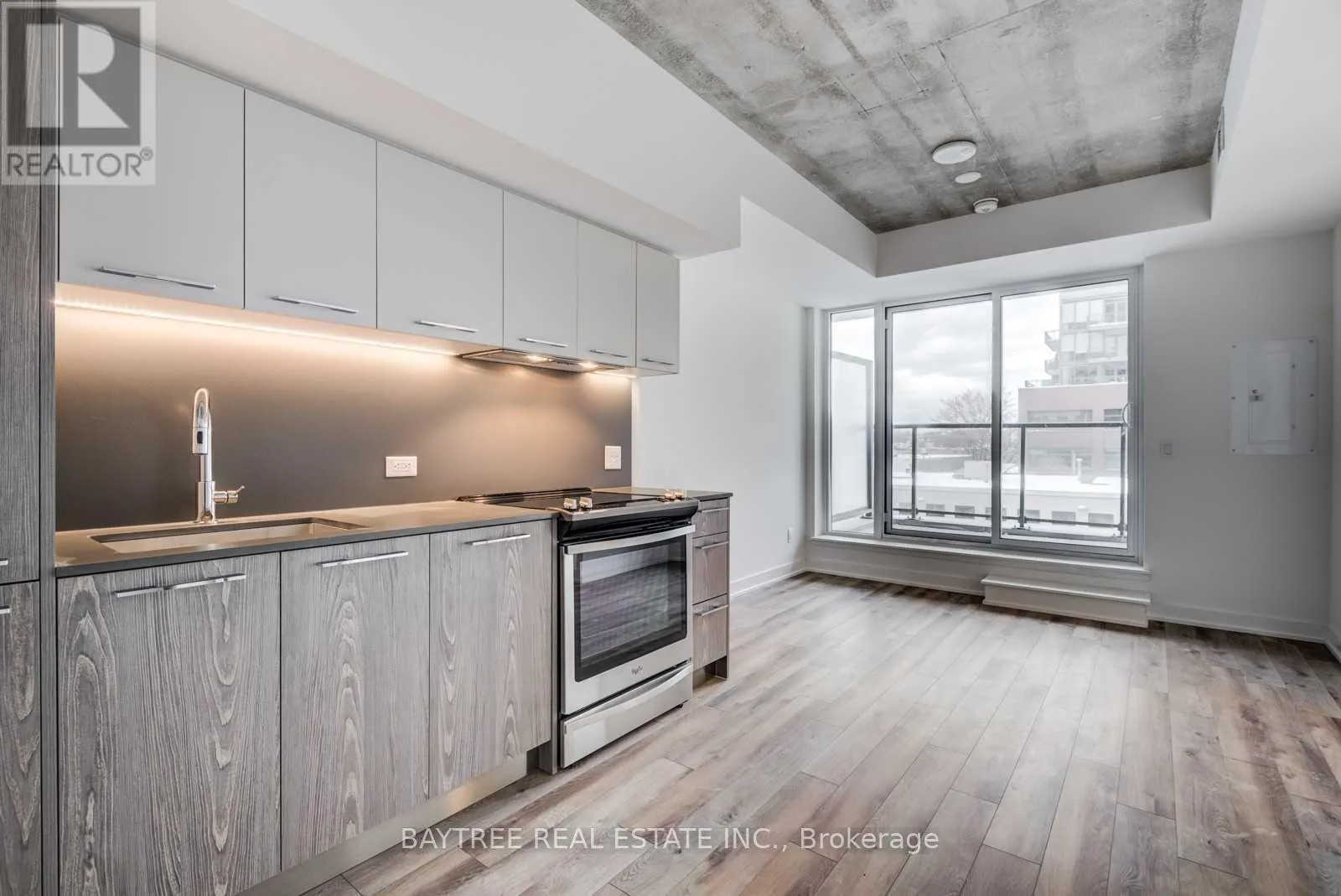 404 - 30 BASEBALL PLACE
