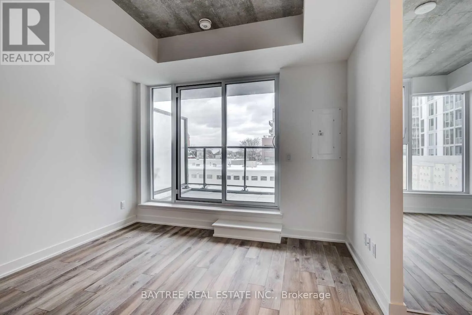 404 - 30 BASEBALL PLACE