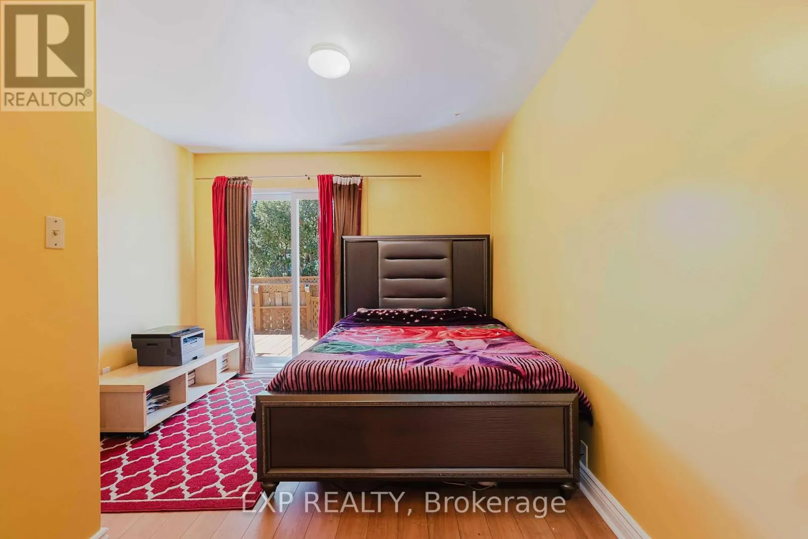 30 RONWAY CRESCENT