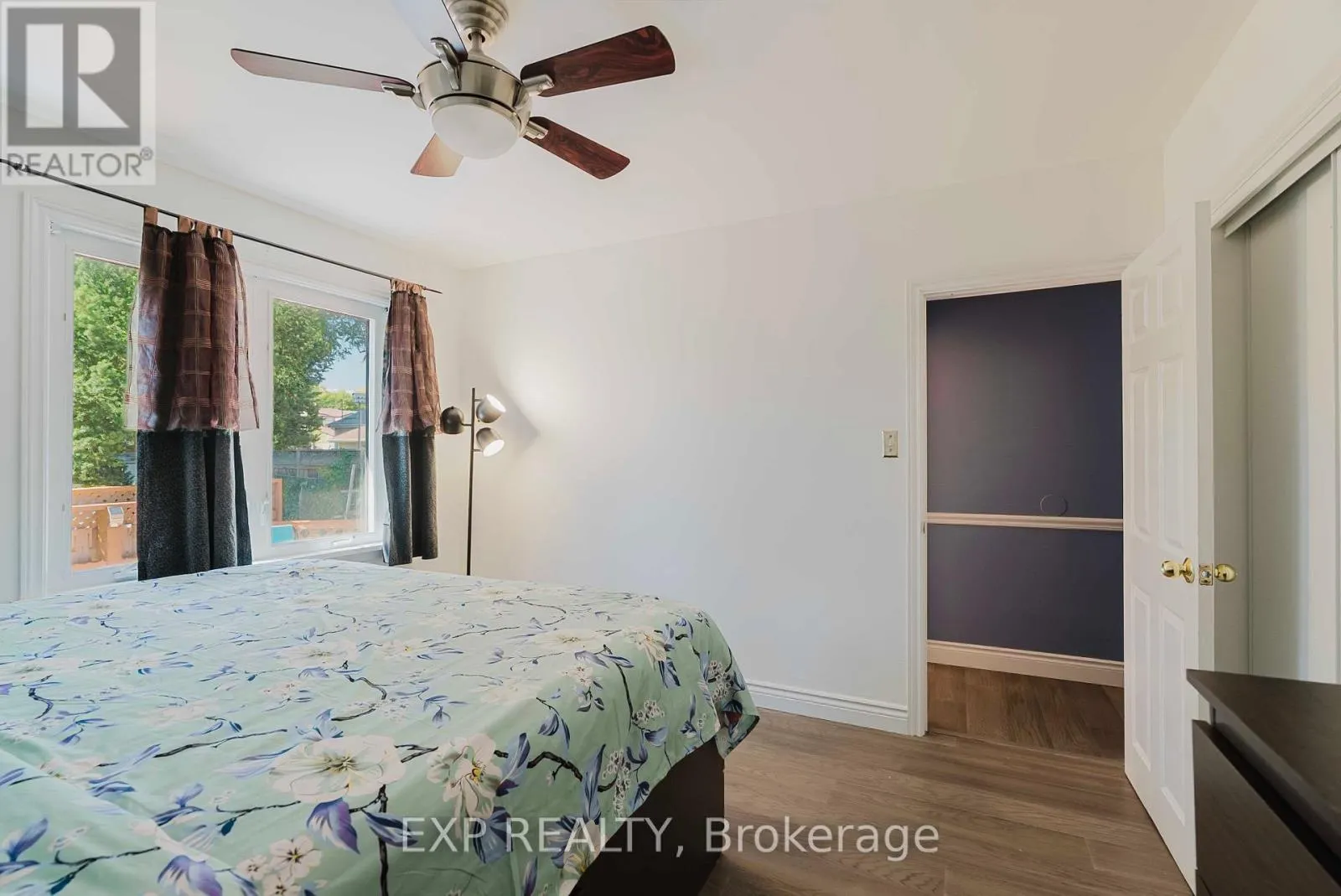 30 RONWAY CRESCENT