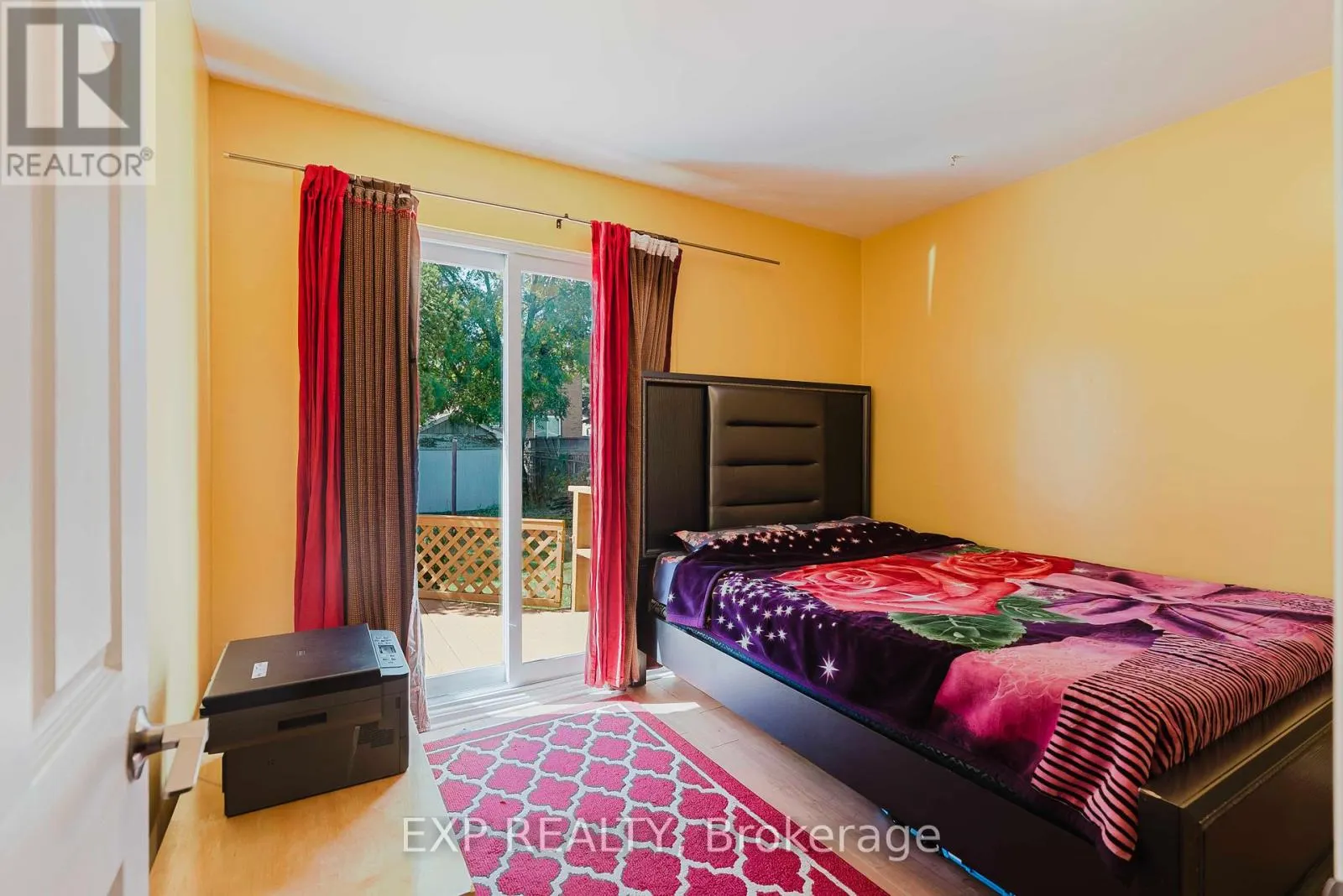 30 RONWAY CRESCENT