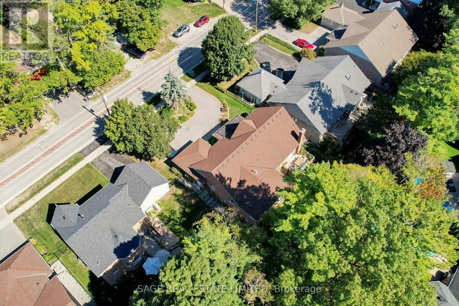 91 TWYN RIVERS DRIVE