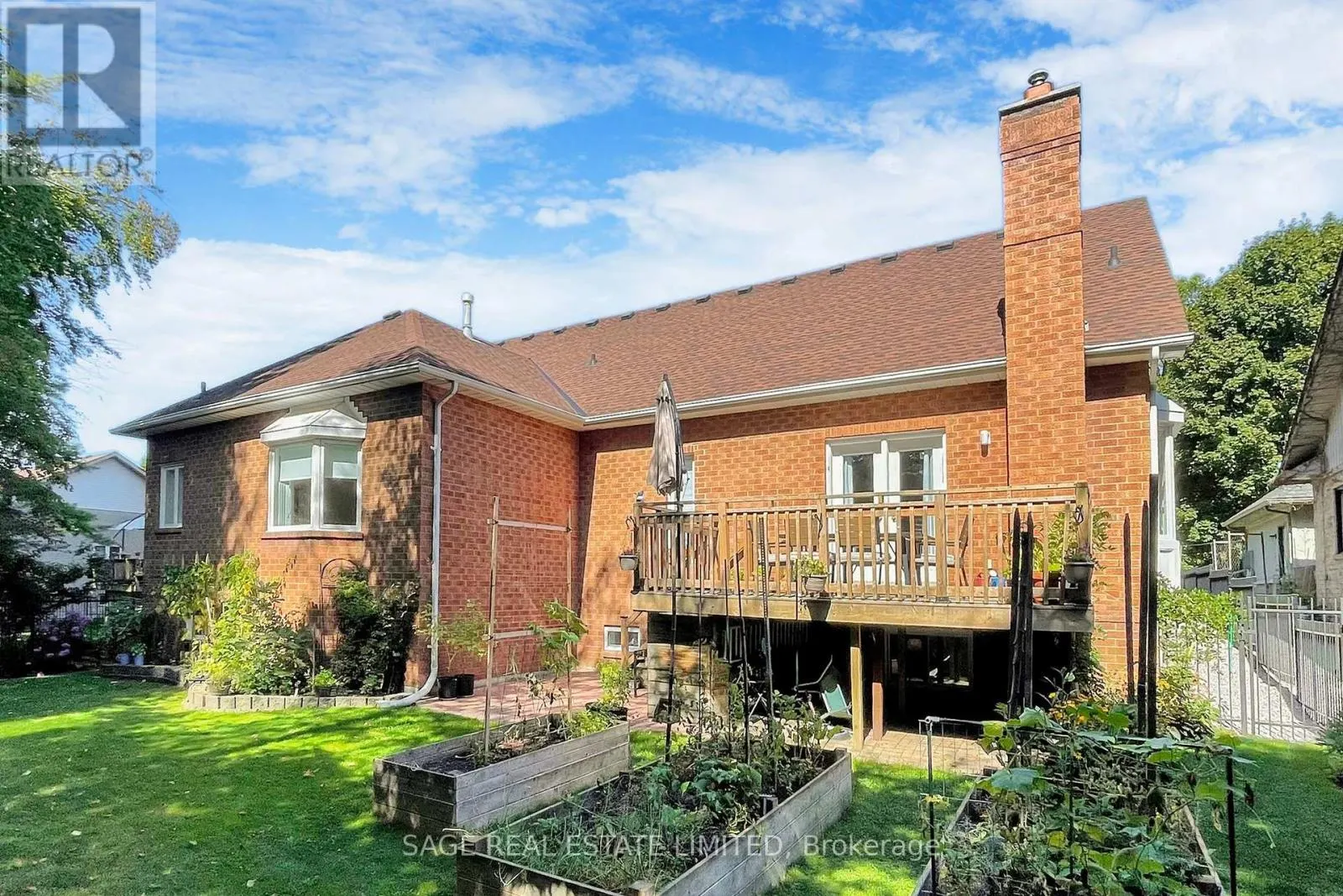 91 TWYN RIVERS DRIVE