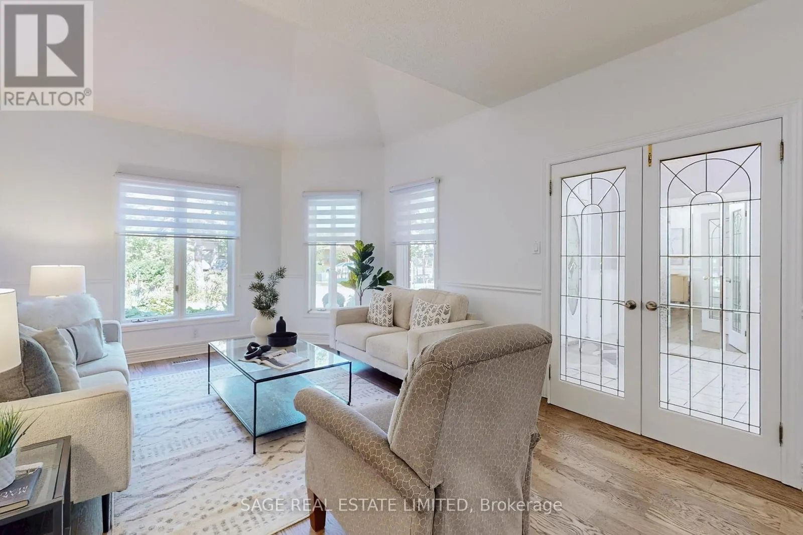 91 TWYN RIVERS DRIVE