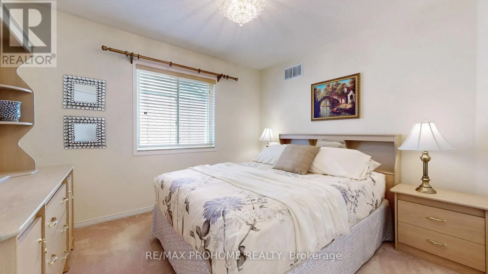 64 GRAINGER CRESCENT