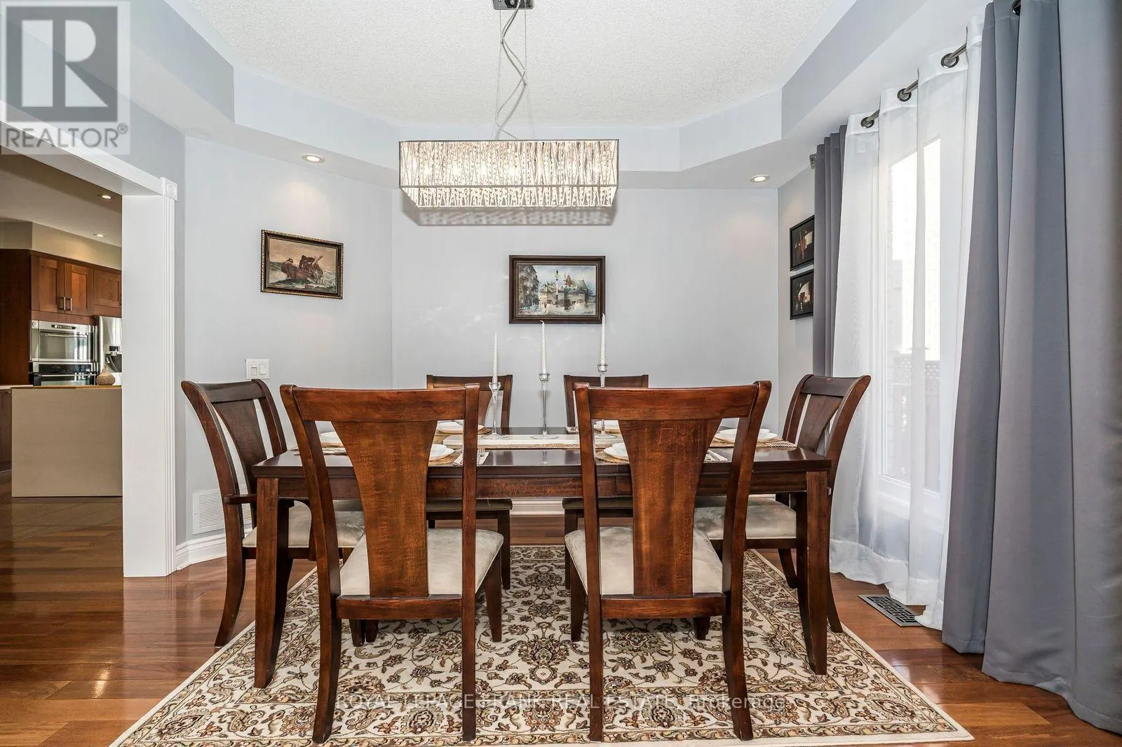 174 THICKET CRESCENT