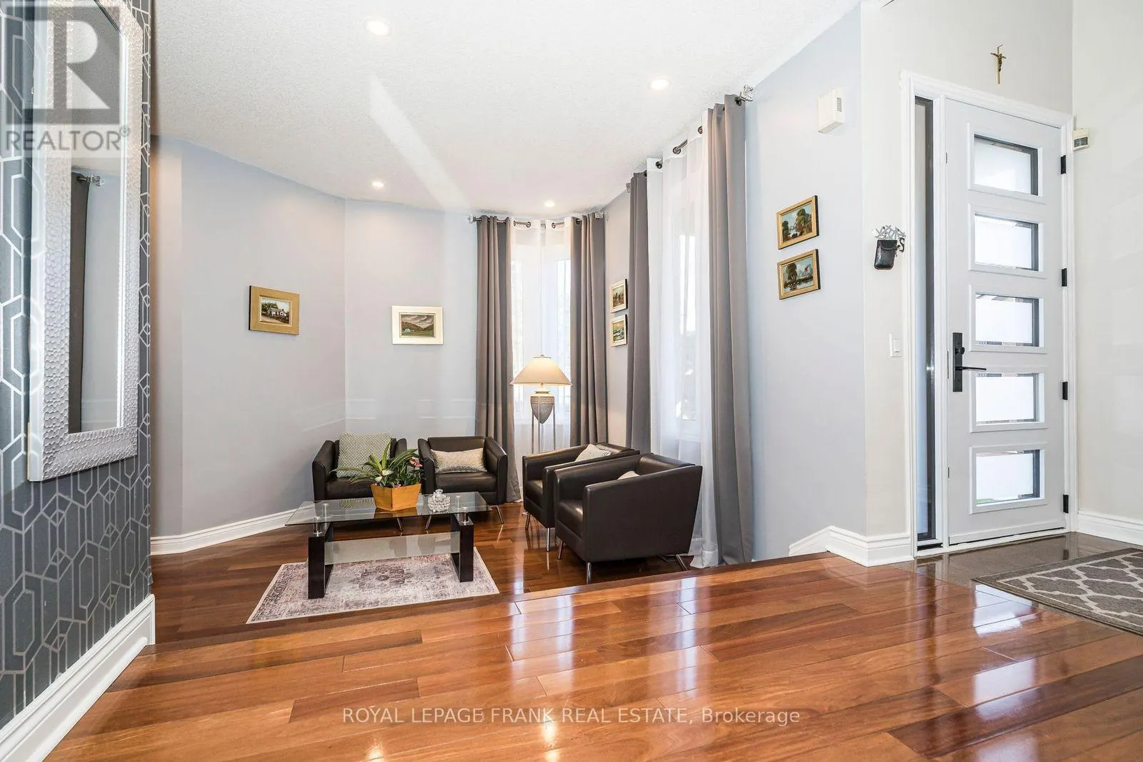 174 THICKET CRESCENT