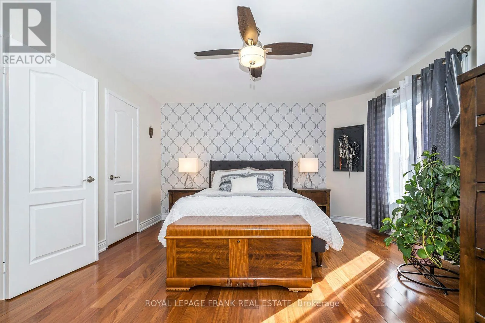 174 THICKET CRESCENT