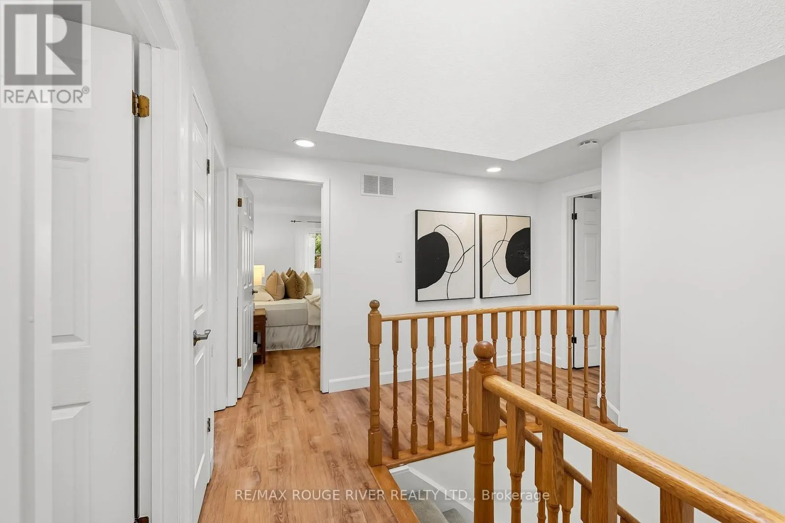 28 WYNDFIELD CRESCENT