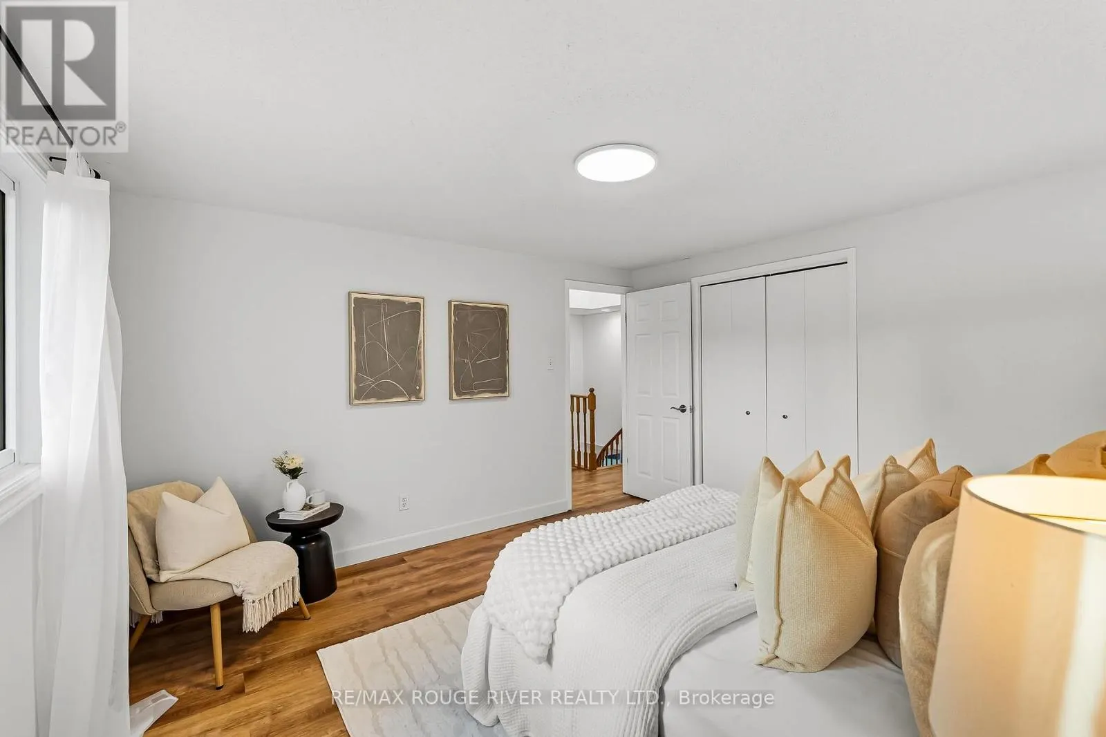 28 WYNDFIELD CRESCENT