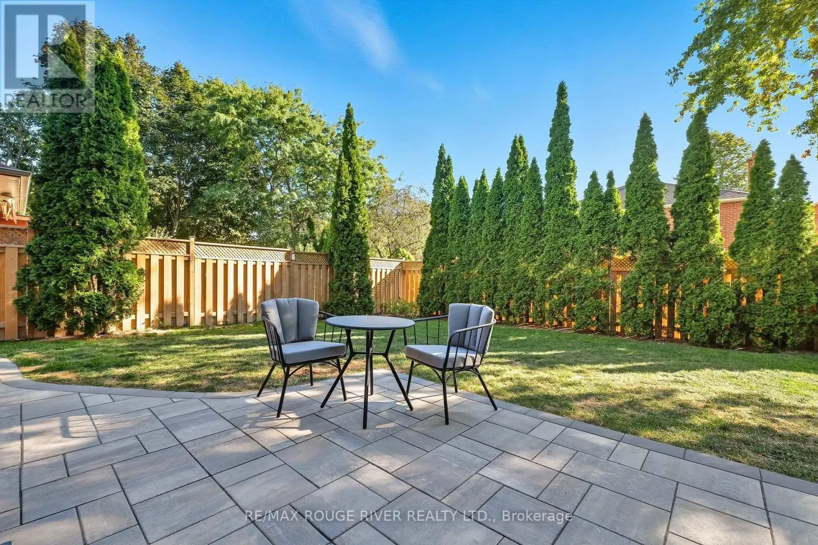 28 WYNDFIELD CRESCENT