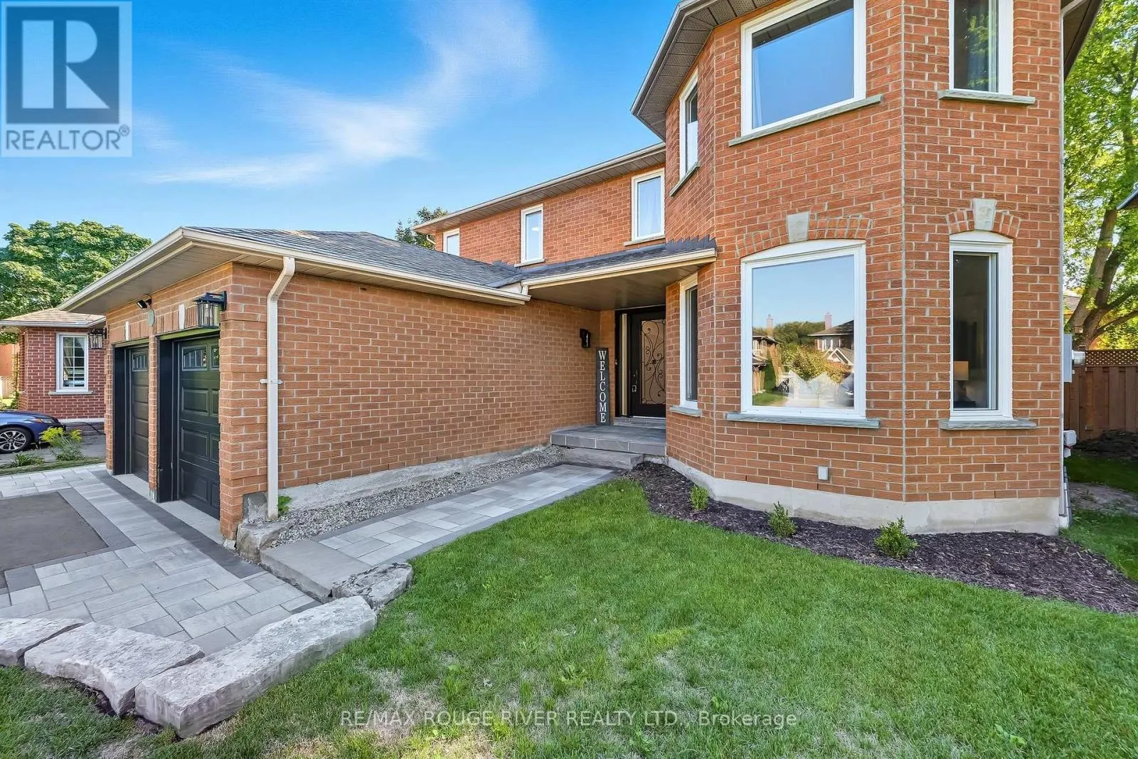 28 WYNDFIELD CRESCENT