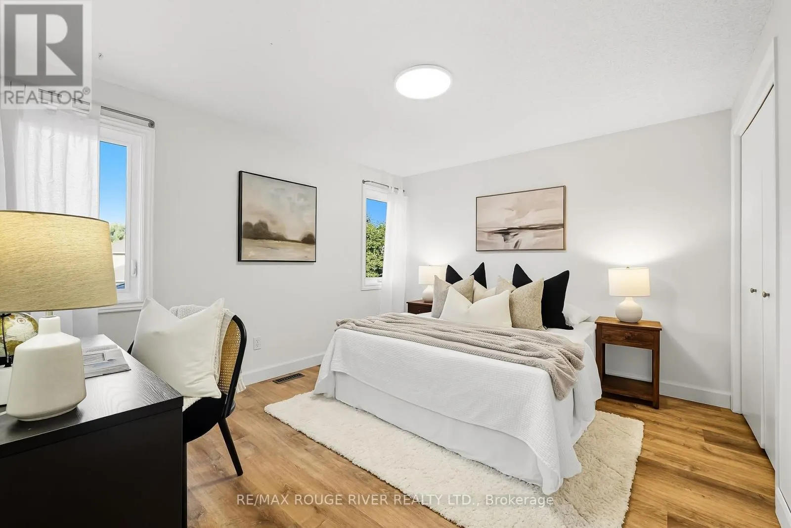 28 WYNDFIELD CRESCENT