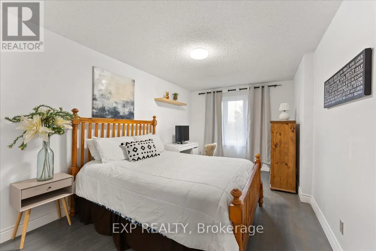 1391 FERNCLIFF CIRCLE