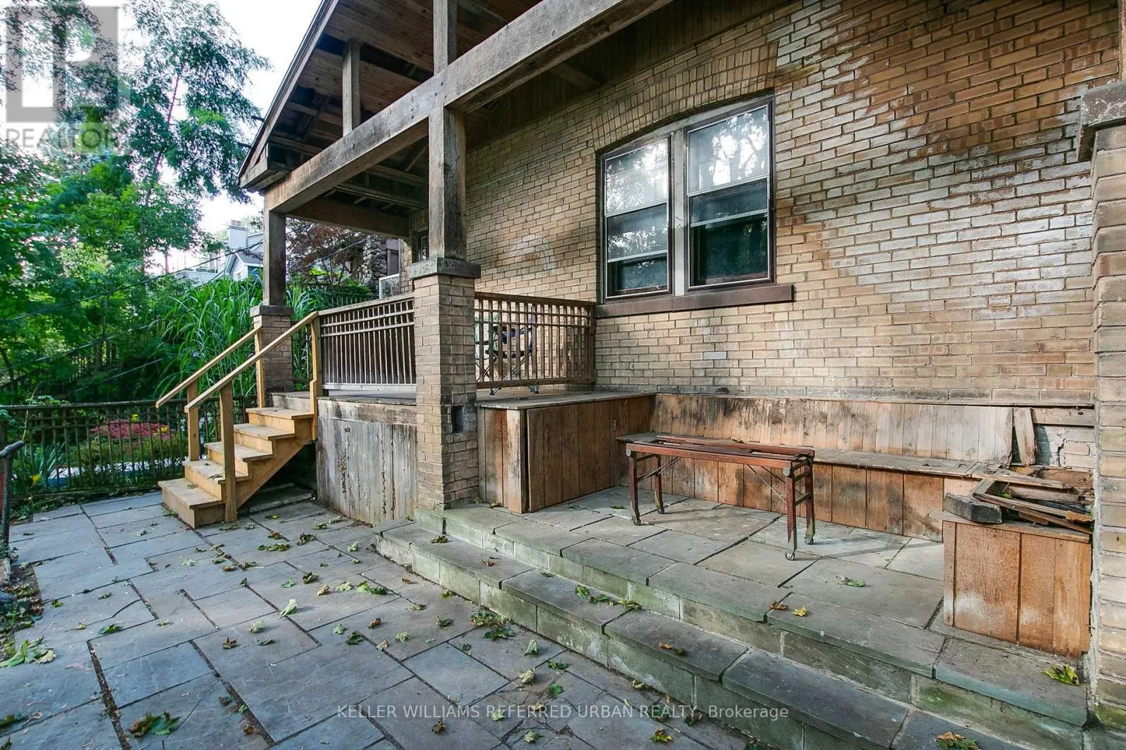 122 NEVILLE PARK BOULEVARD