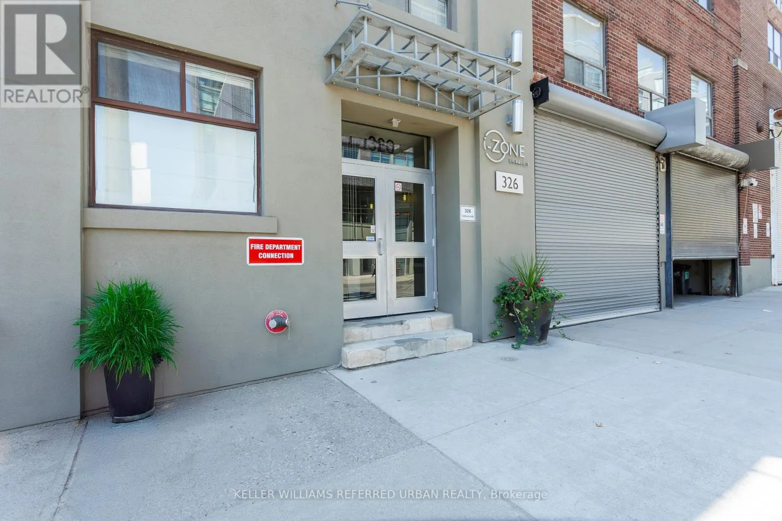106 - 326 CARLAW AVENUE