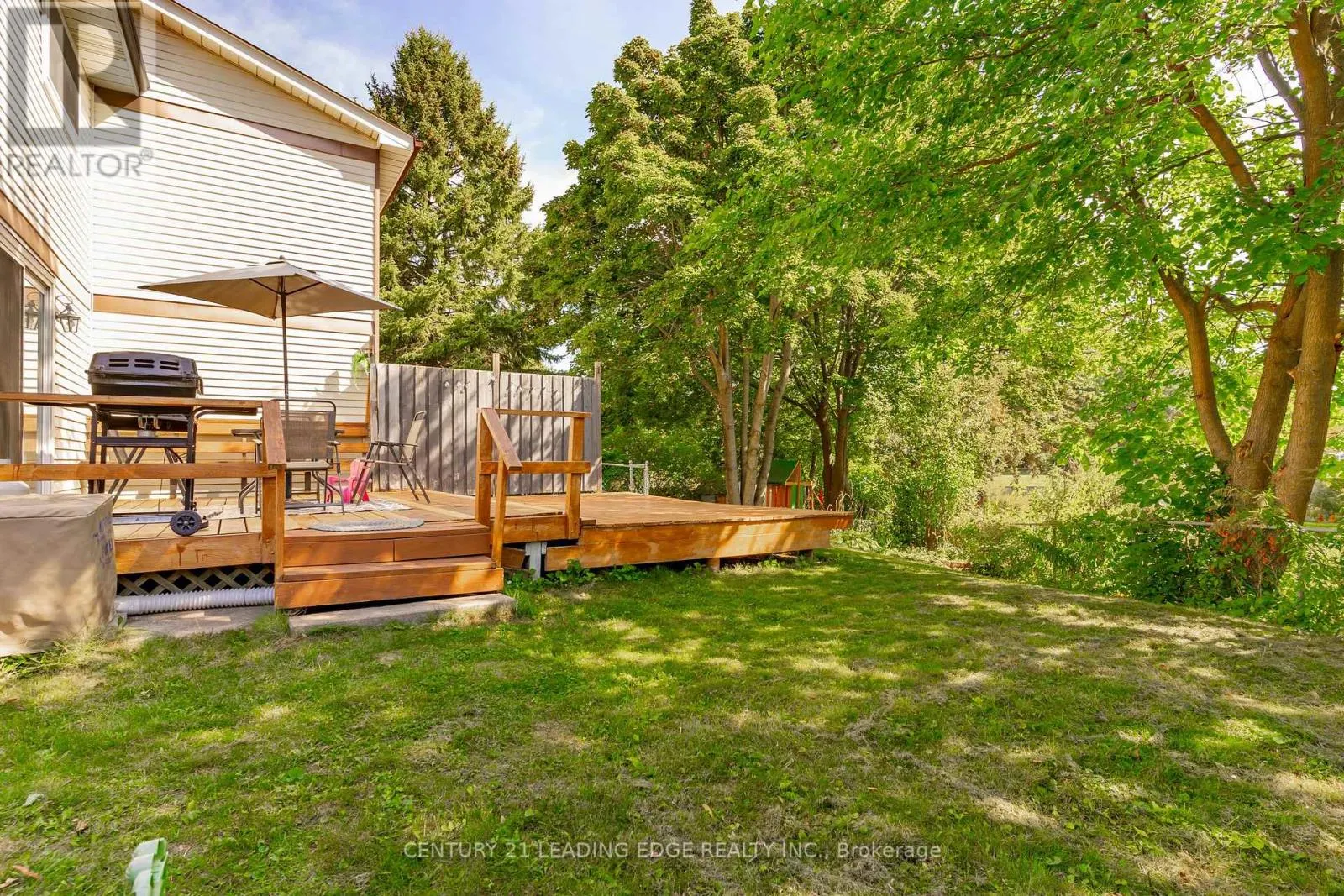 505 LANCELOT CRESCENT