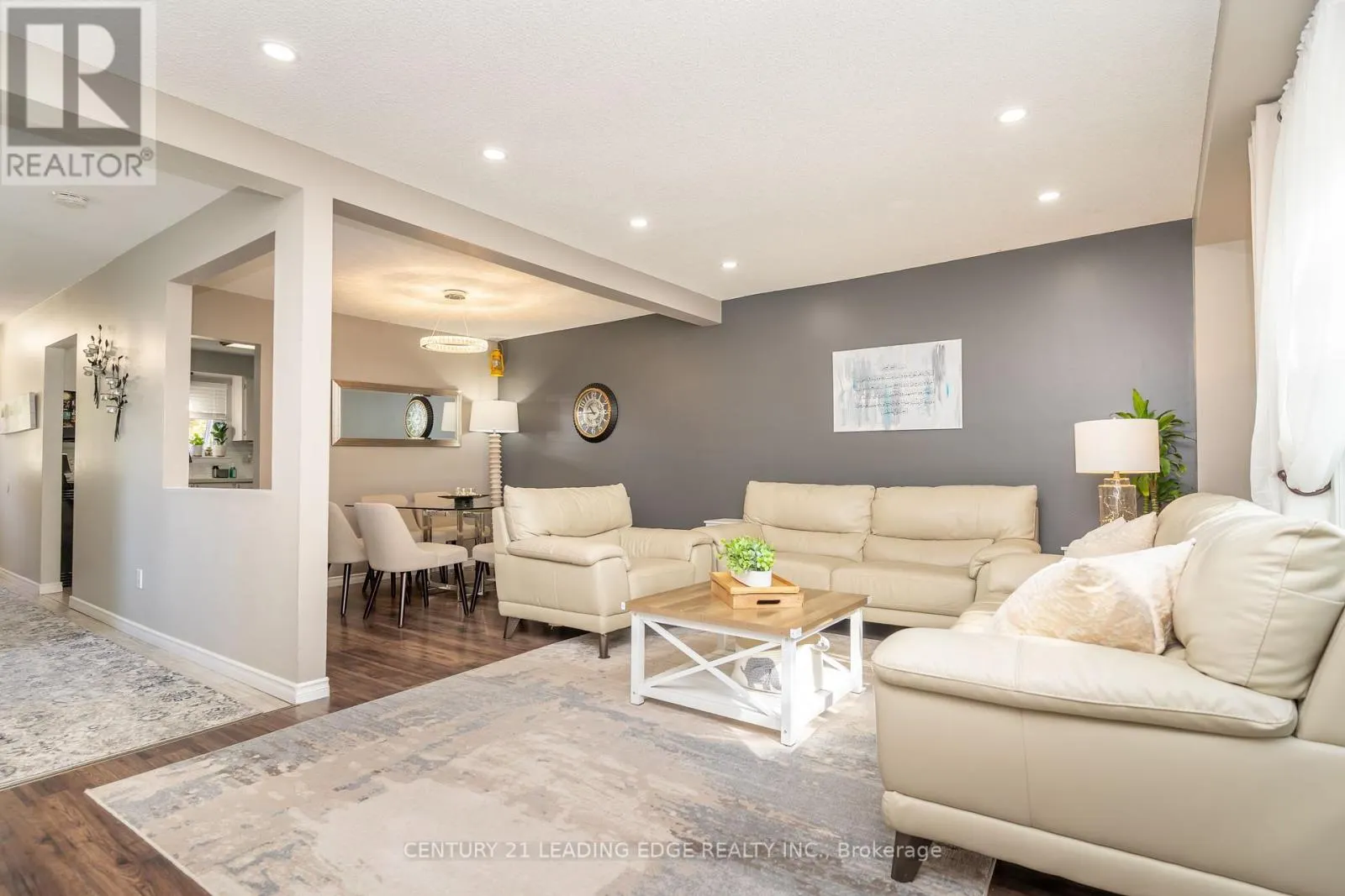 505 LANCELOT CRESCENT