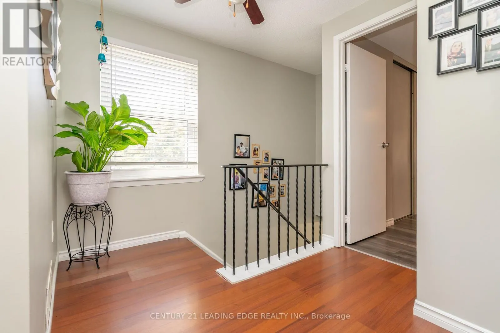 505 LANCELOT CRESCENT