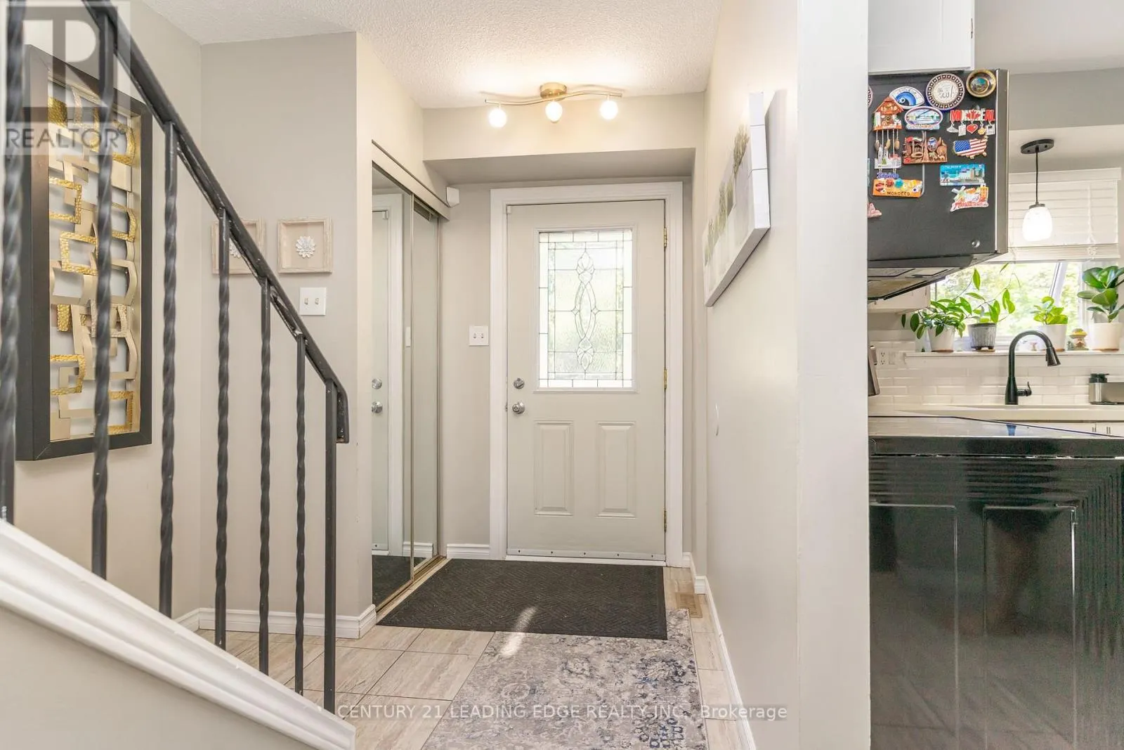 505 LANCELOT CRESCENT