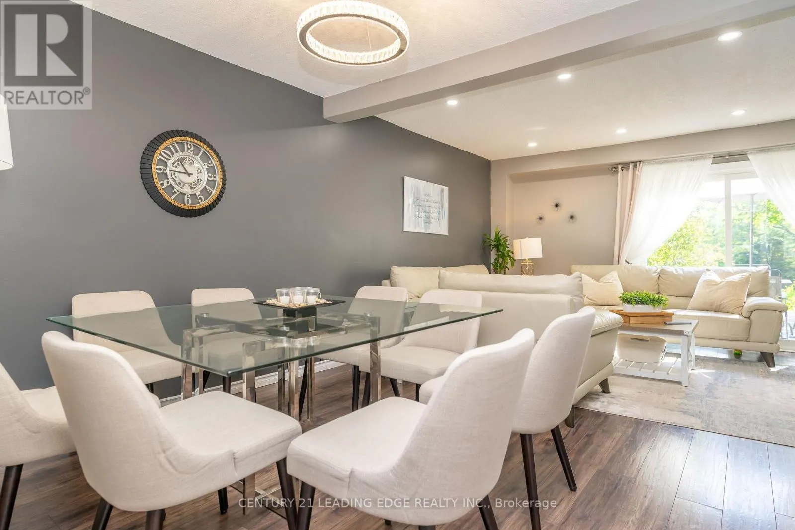 505 LANCELOT CRESCENT