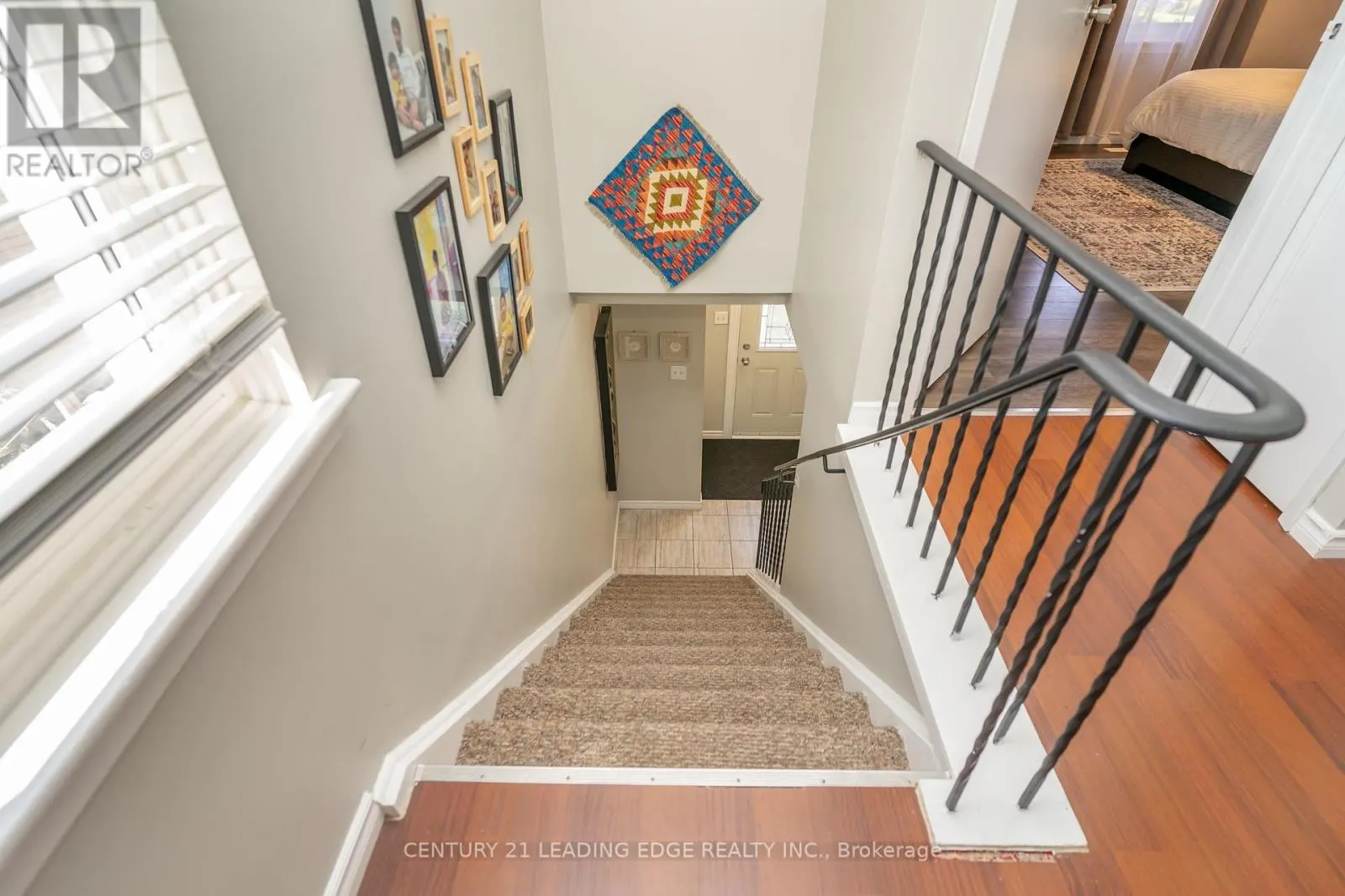 505 LANCELOT CRESCENT