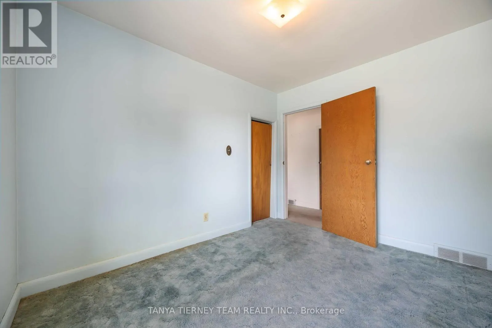 1107 BYRON STREET S