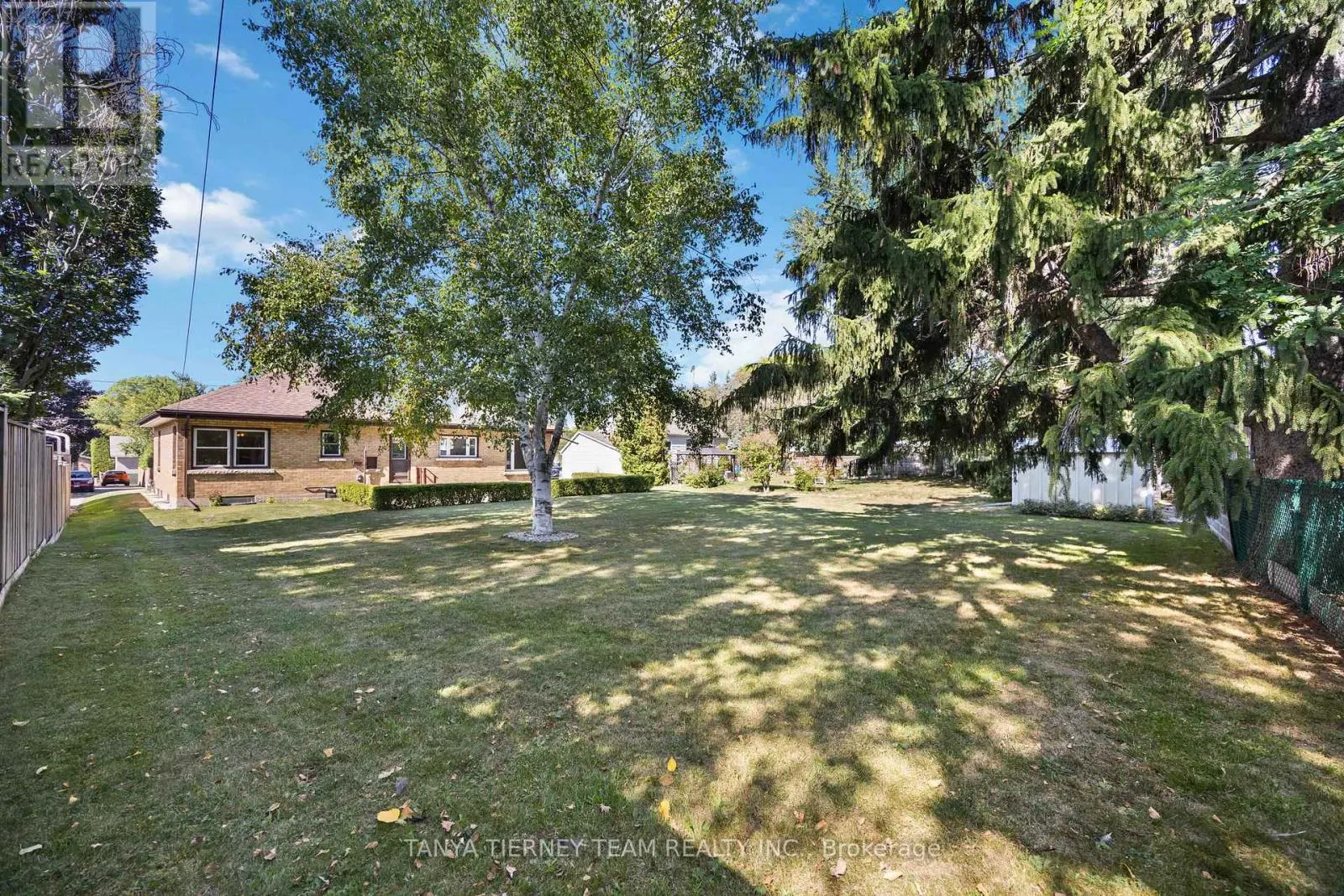 1107 BYRON STREET S
