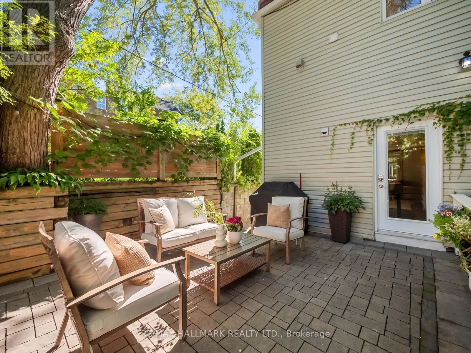 76 BOULTBEE AVENUE