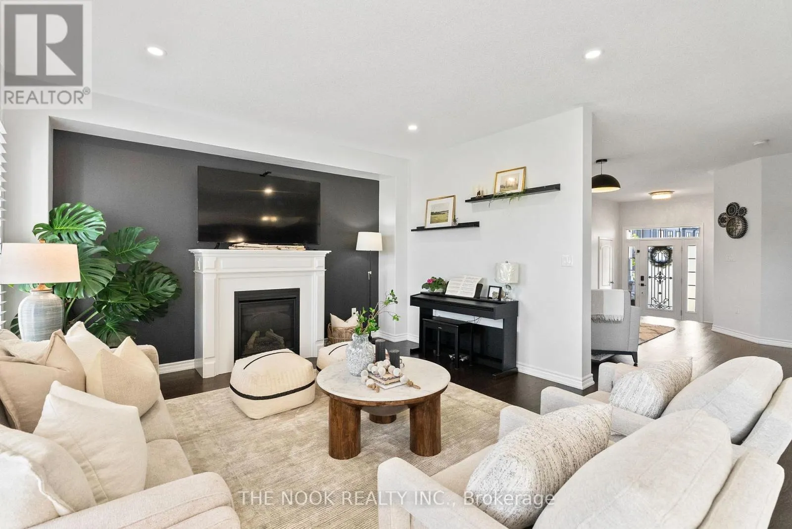 207 NORTHGLEN BOULEVARD