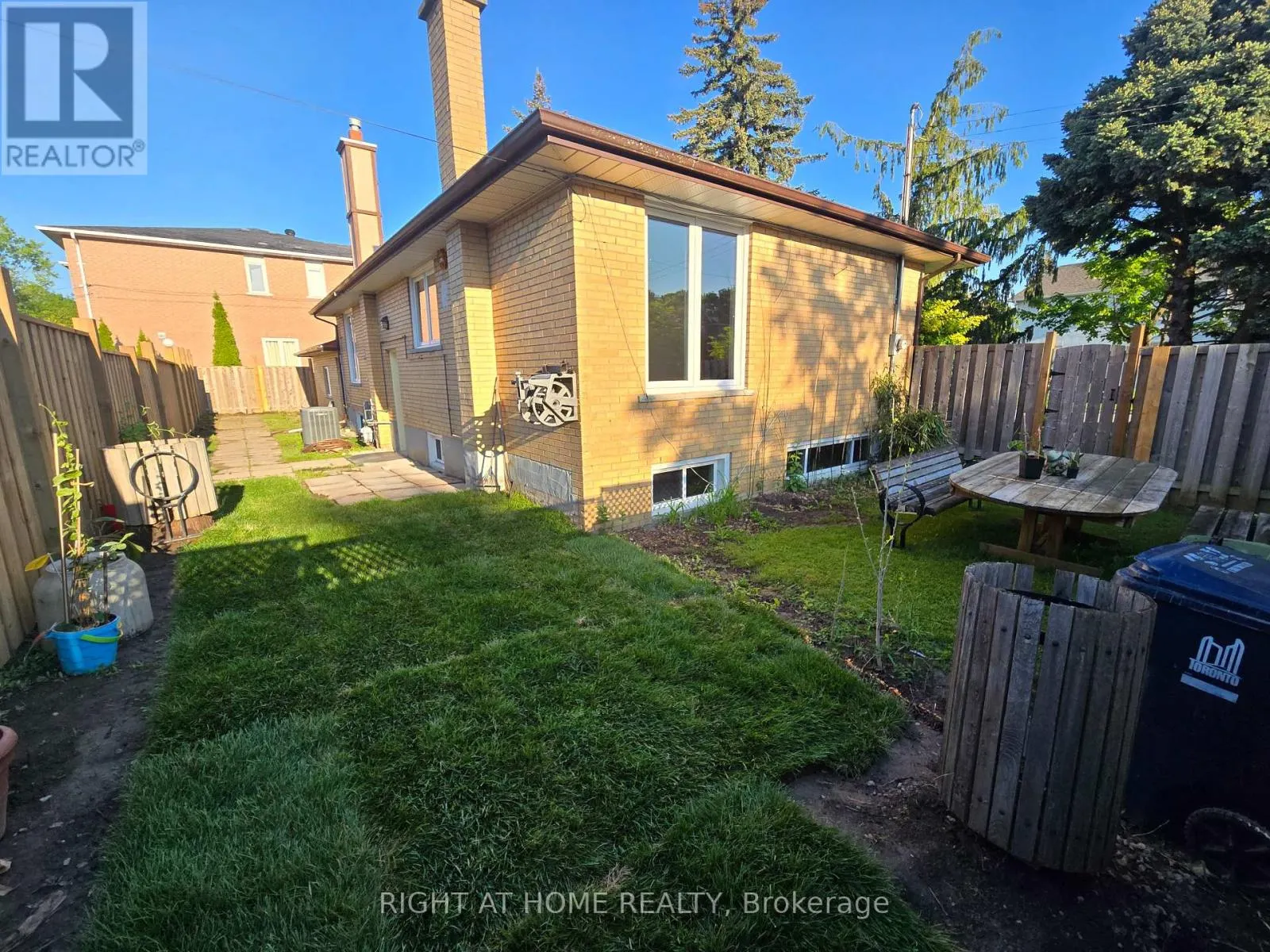 2 EMMELINE CRESCENT