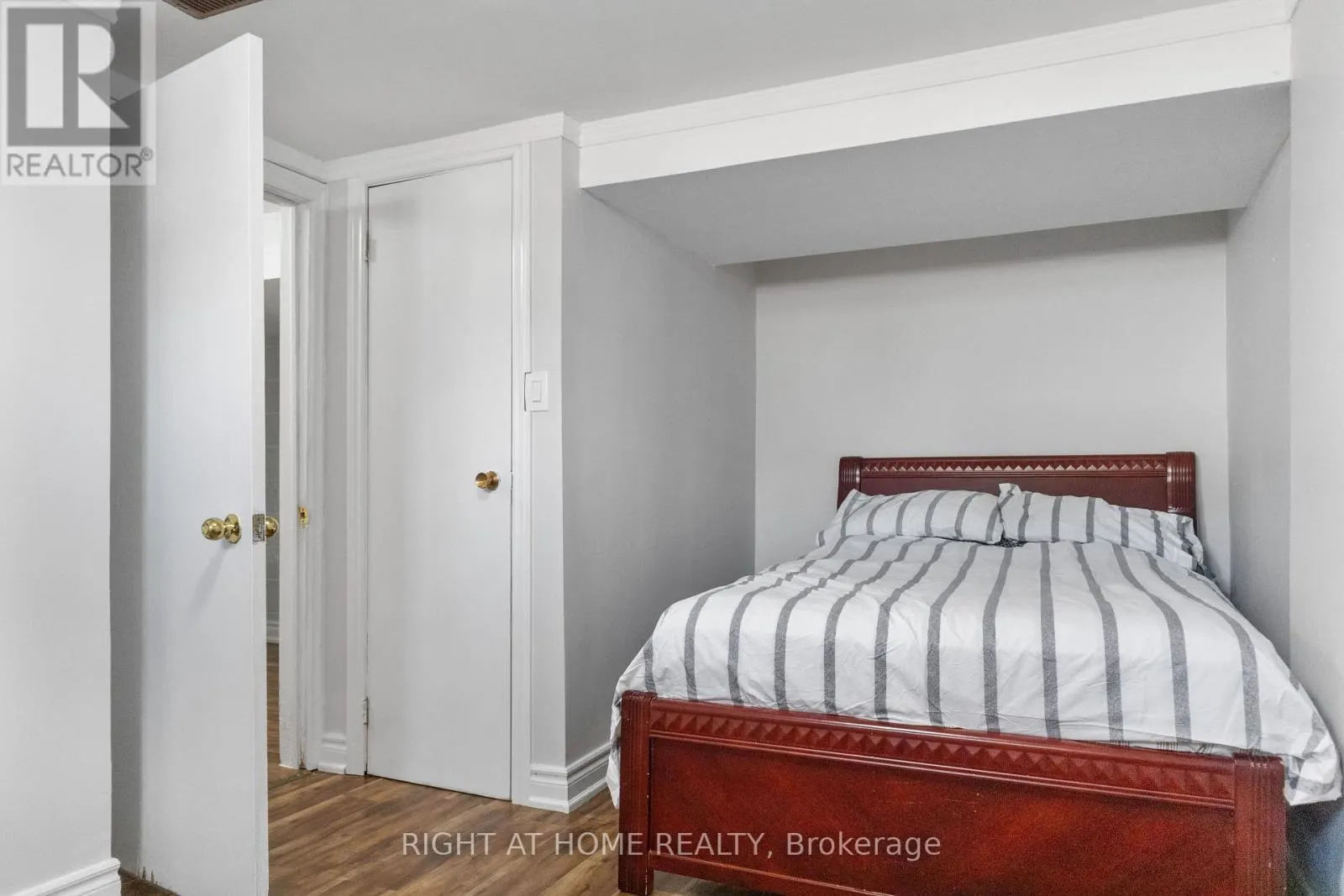 2 EMMELINE CRESCENT