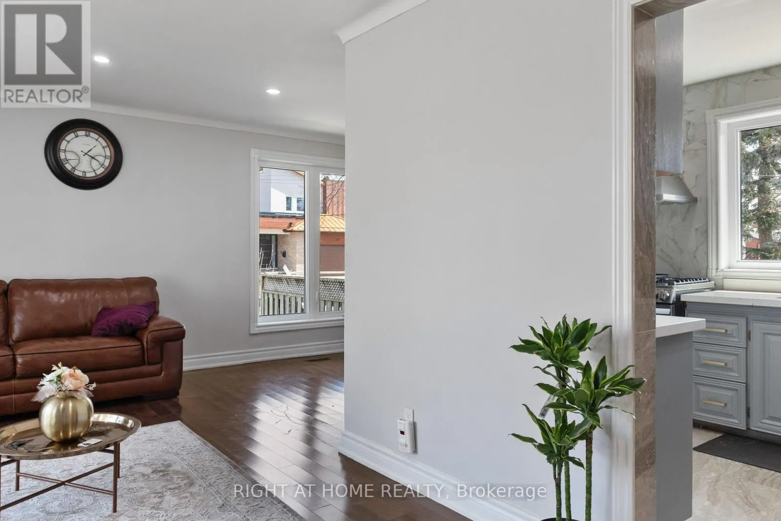 2 EMMELINE CRESCENT