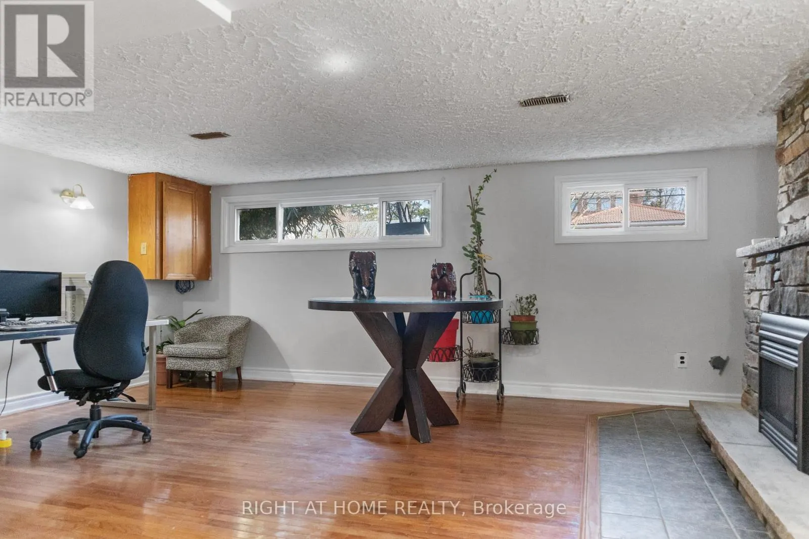 2 EMMELINE CRESCENT