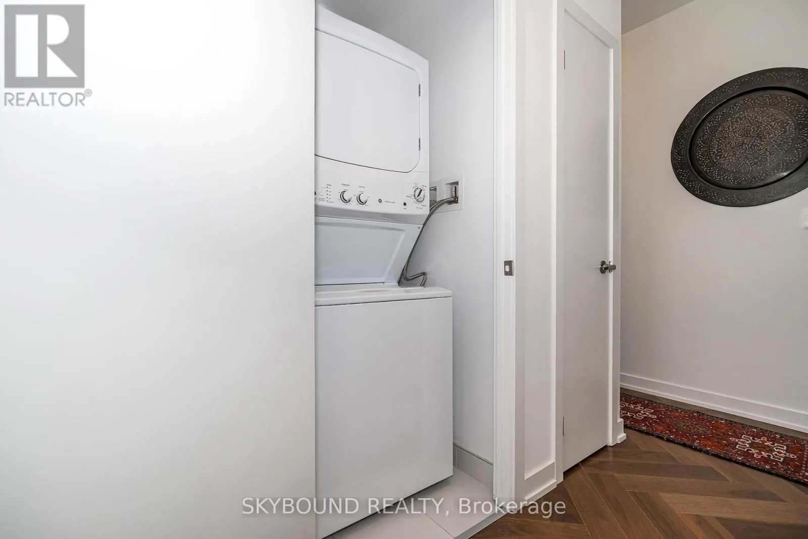 # 703 - 630 GREENWOOD AVENUE