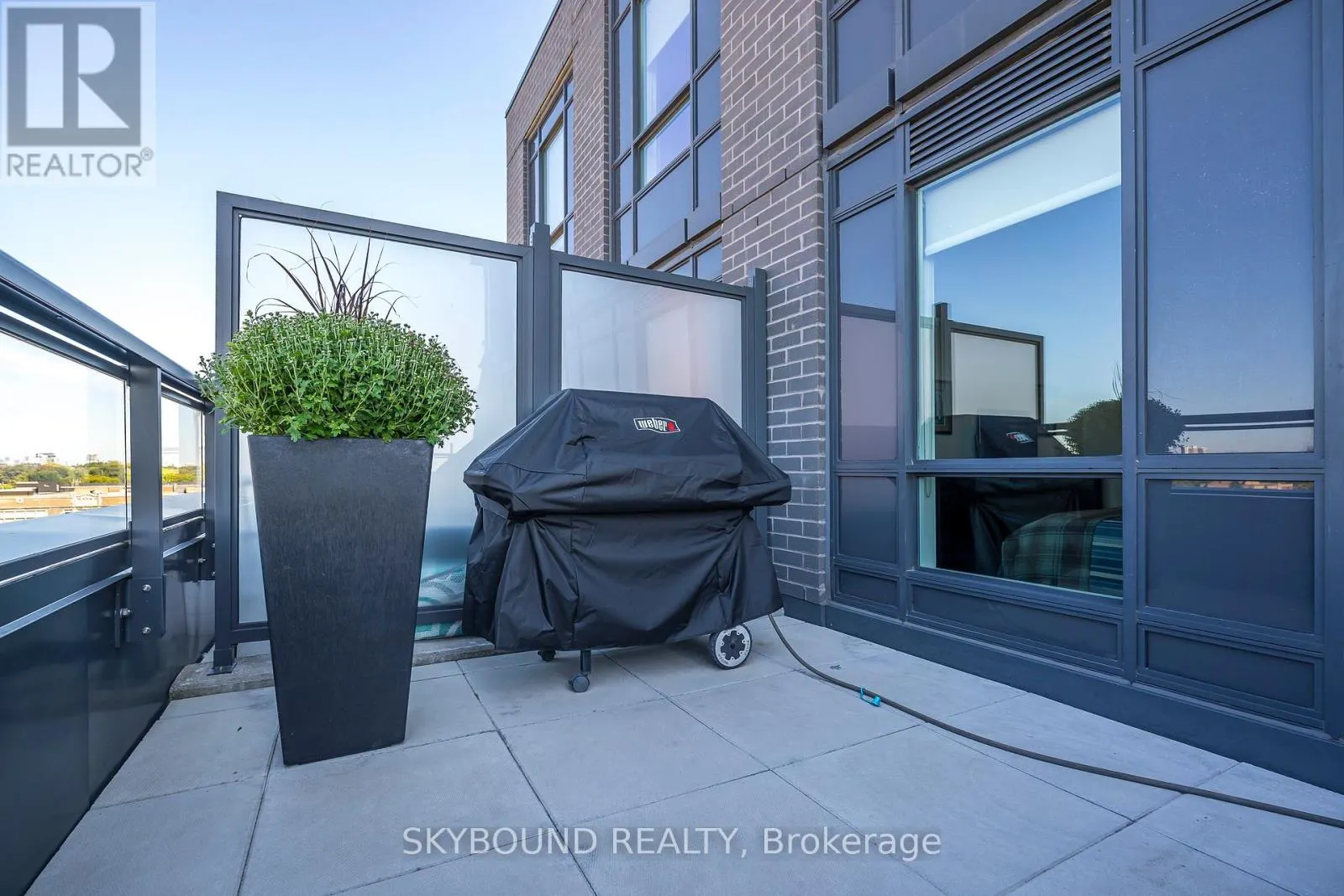 # 703 - 630 GREENWOOD AVENUE