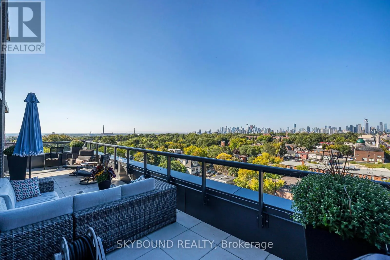 # 703 - 630 GREENWOOD AVENUE